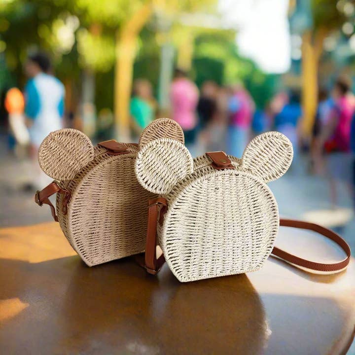 Valeries Avenue - Wholesale Beach Bag - Mouse Shape Straw shoulder Bag