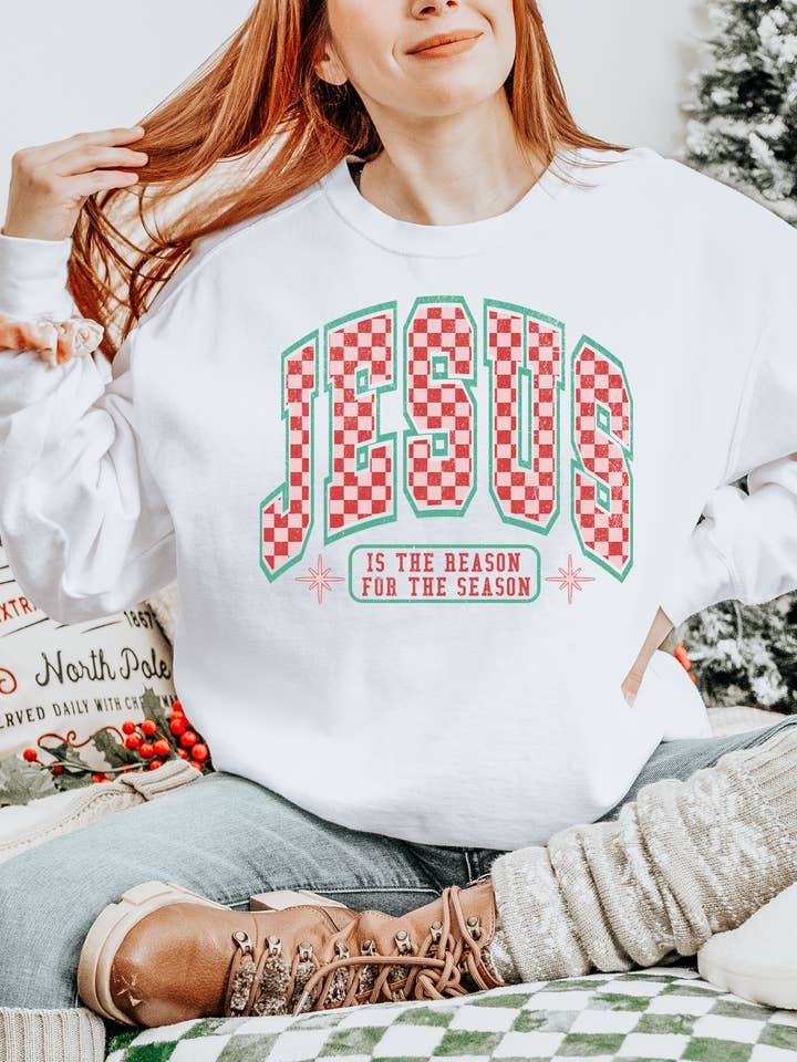 Jesus Is The Reason | Camisola Comfort Colors por atacado de Rules of Positivity