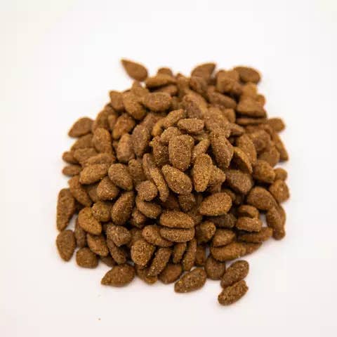 Adragna Petfood srl Società Benefit - Wholesale Pet Food - Dog - Monoprotein kibbles for adult mini size dog with Citrus 7kg1