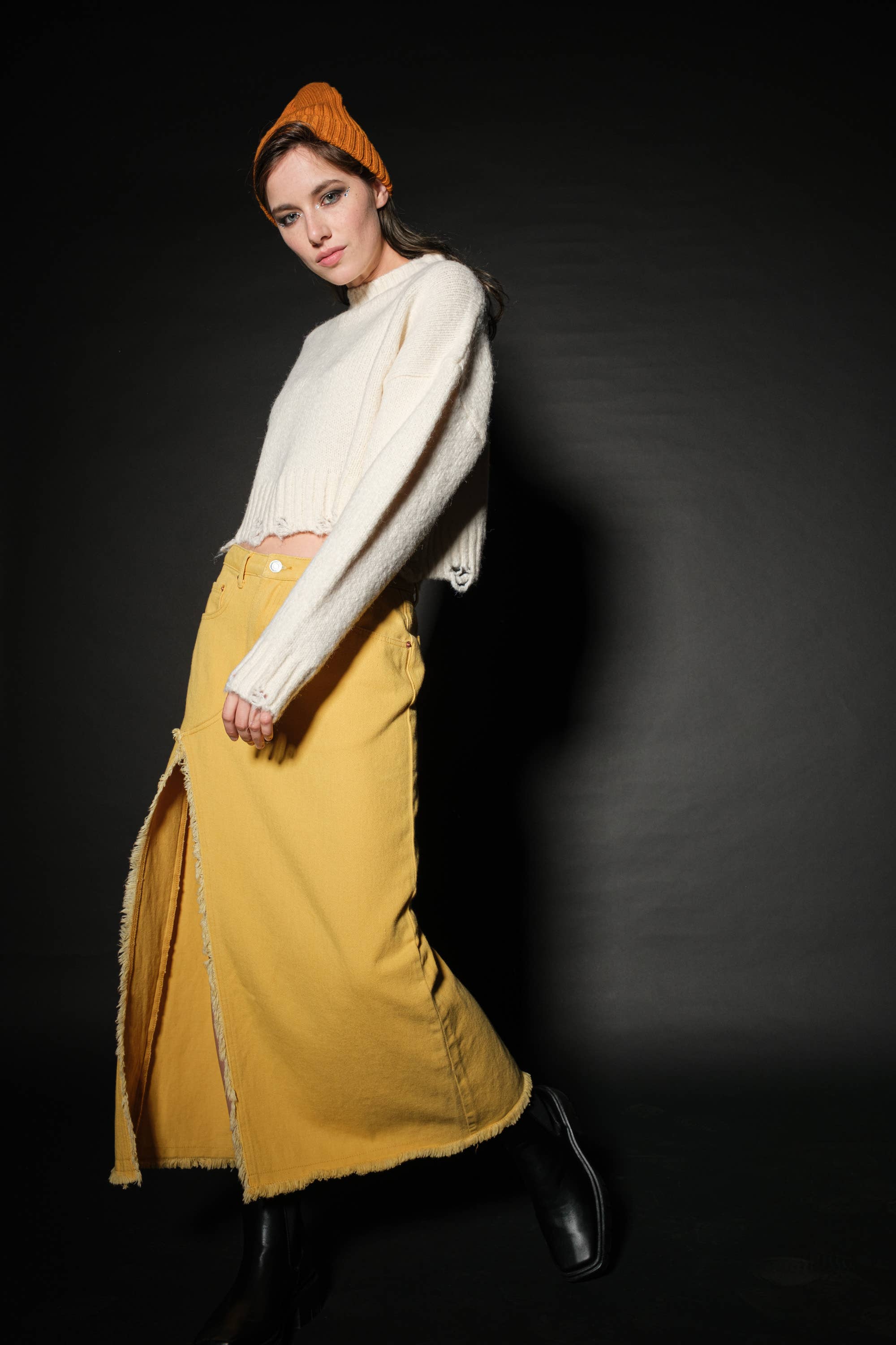 Signature 8 - Wholesale Knit Sweater - Women's - CROP SWEATER S623520