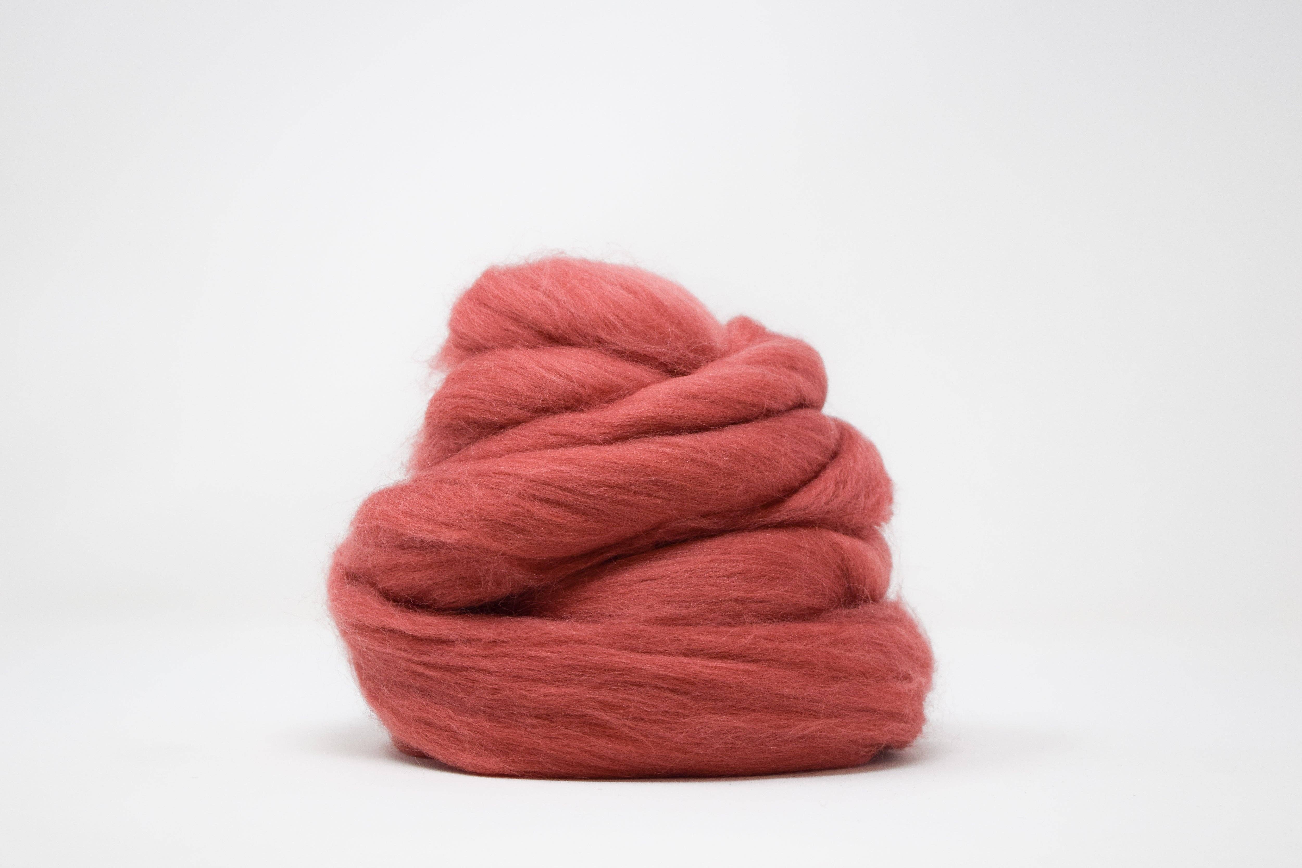 Ganxxet, Inc. – wholesale Yarn – MERINO WOOL ROVING - BLUSH0