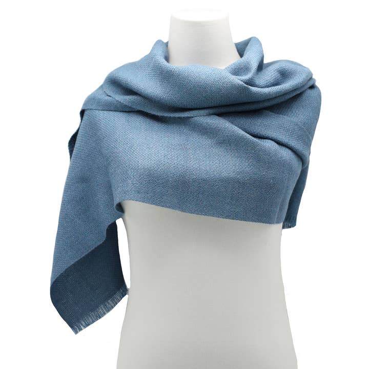 Shawl Constance in Baby Alpaca Wool Light Blue pour la vente par Supplement D'AM