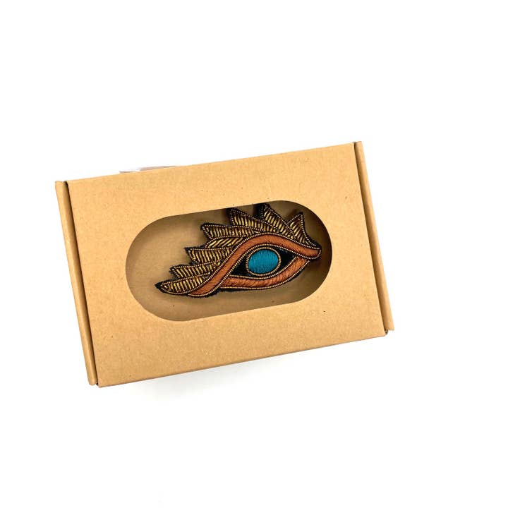 Sixton London - Wholesale Brooch - Cleopatra's Eye embroidered brooch / pin1