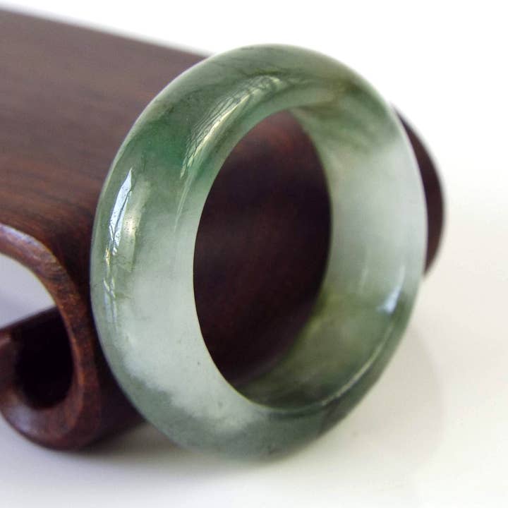 Us 5.25 - Anel Jade Natural 15.9mm por atacado de Vintagecollection888