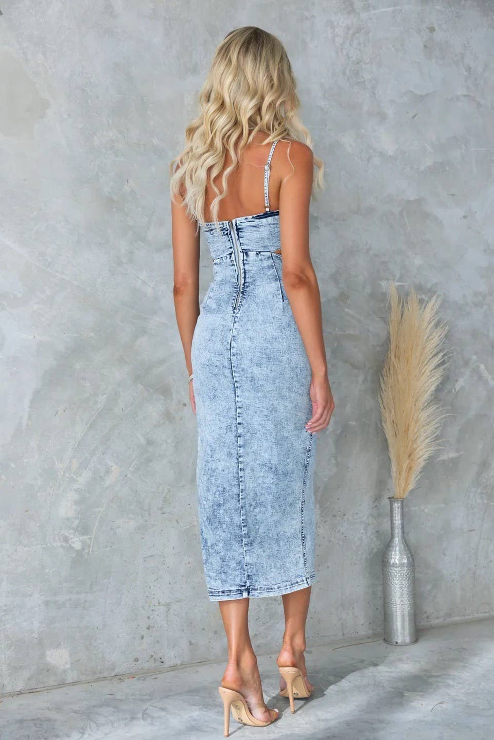 Hope & Sunshine - Wholesale Dress - Women's - Fashion Halter Denim Dress3