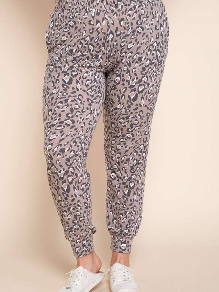 MAIS CALÇAS LEOPARD FRENCH TERRY JOGGER por atacado de mittoshop
