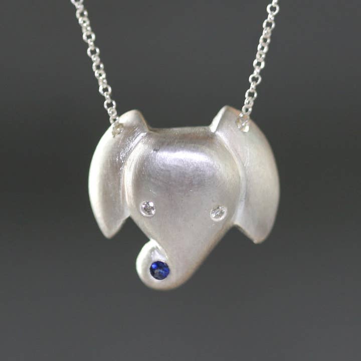 Collana a forma di elefante con tripla gemma per la vendita all'ingrosso da parte di Michelle Chang