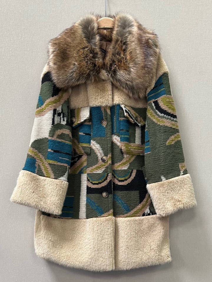 SWEET MAGIC MODA Y COMPLEMENTOS - Wholesale Fur/Faux Fur Coat - Women's - FAUX FUR COAT3