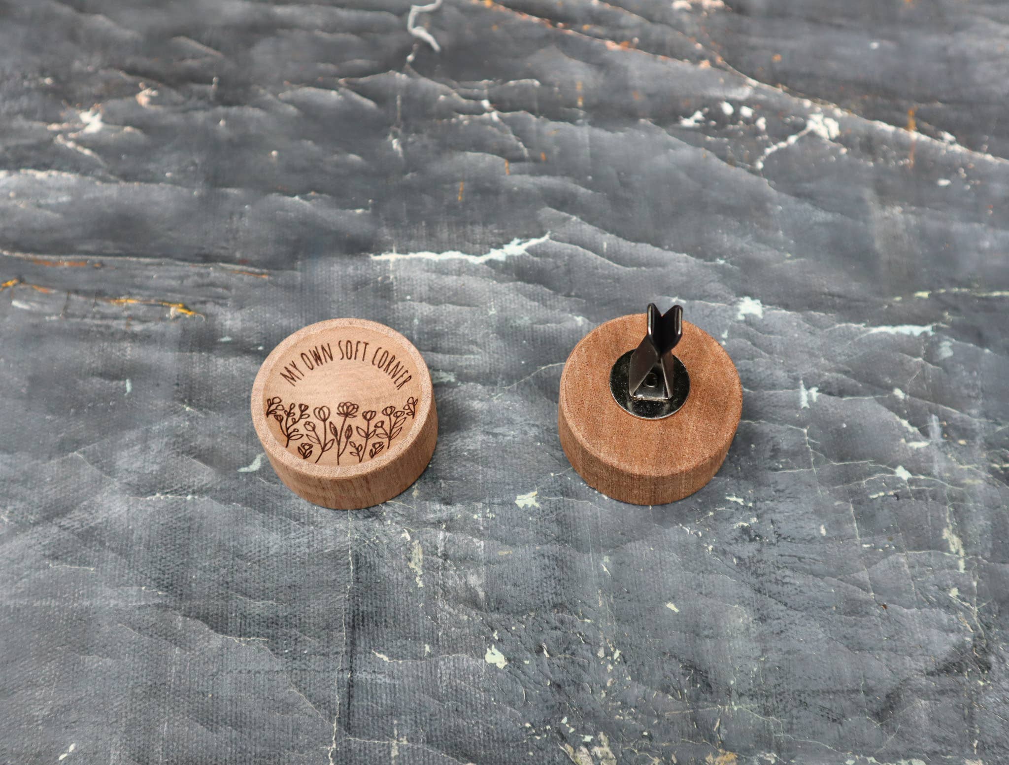 Plantish - Wholesale Car Freshener - Unisex - Soft Corner - Wooden Essential Oil Diffuser for Car3