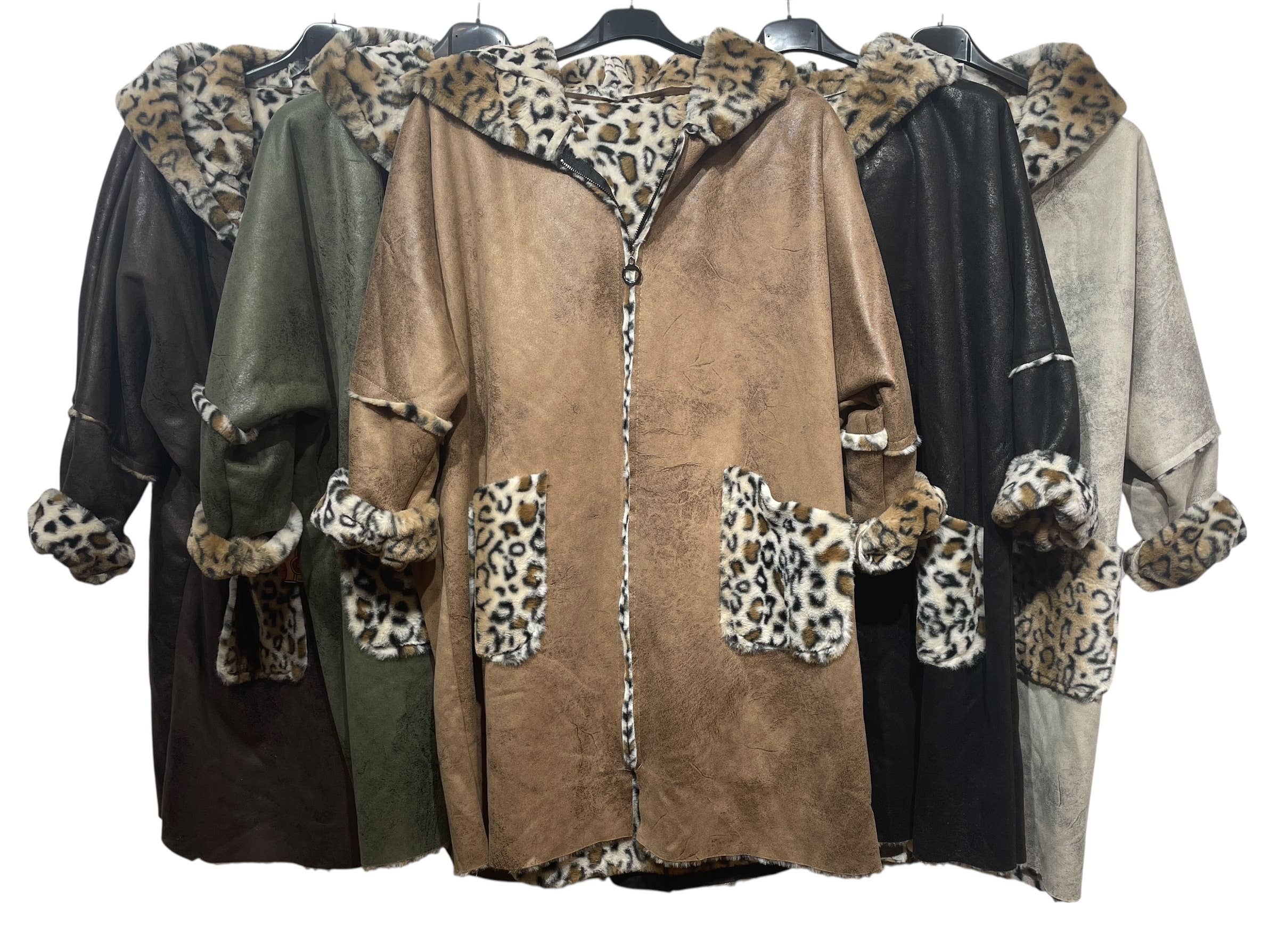 LINEN & COTTON HOUSE - Wholesale Coat - Women's - LEOPARD WINTER COAT WITH CLOSURE, TRENDY4
