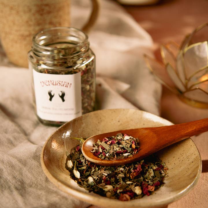Sacred Sisters Apothecary - Vendita all'ingrosso Tè sfusi - Venusian (tè afrodisiaco a base di erbe)2