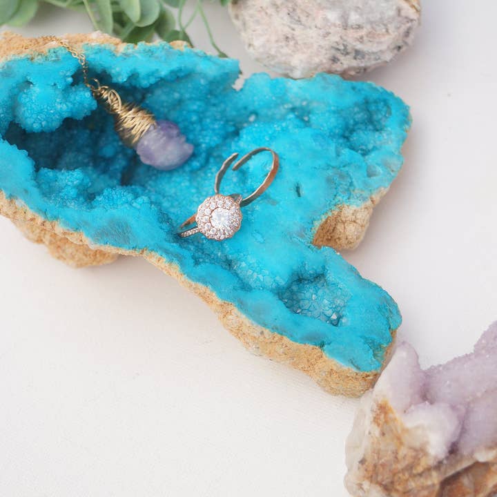 The Crushed Crystal - Wholesale Jewelry Dish - Natural Geode ring dish , Teal Geode display