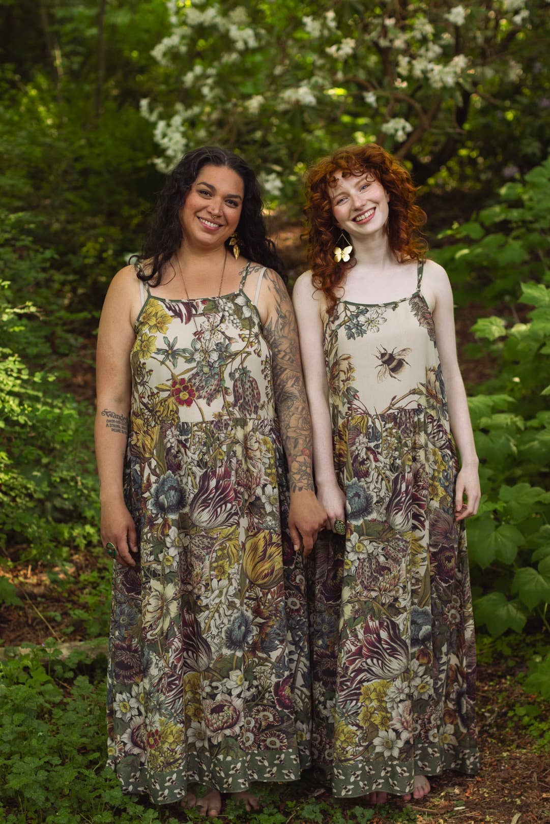 Market of Stars (USA) - Wholesale Dress - Women's - Love Grows Wild Bohéme Long Maxi Slip Dress w/ Bees Floral9