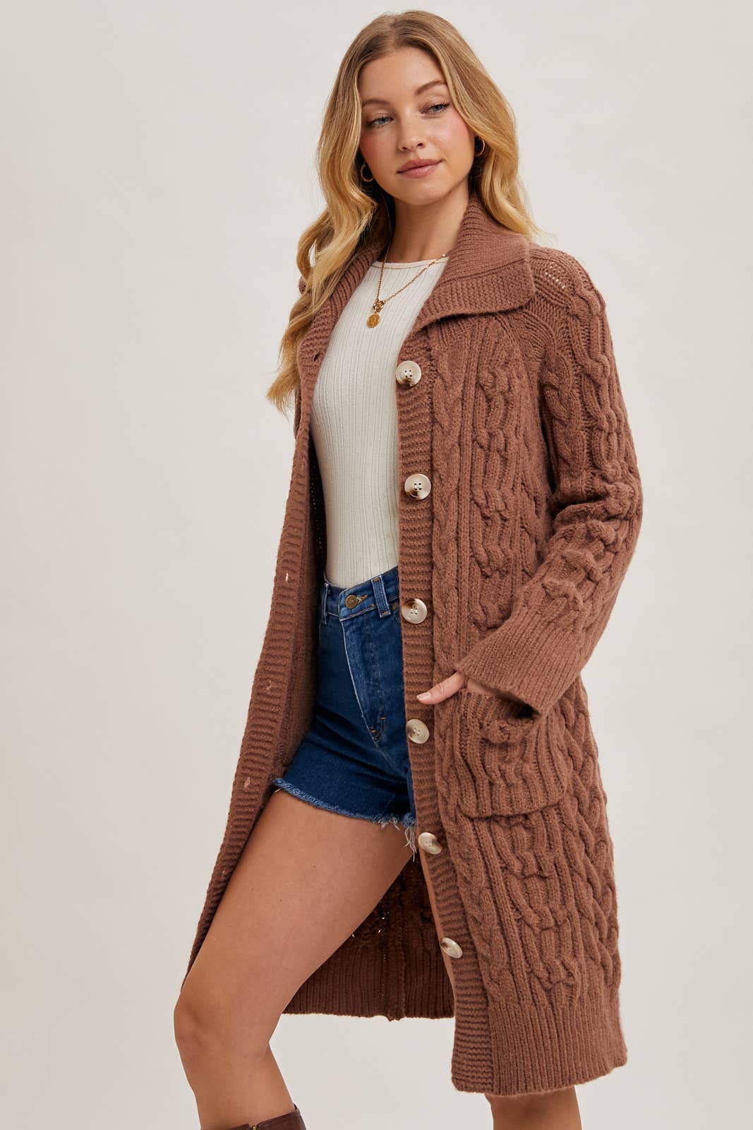 Bluivy - Vente Cardigan – femme - CARDIGAN EN MAILLE TORSADÉE BOUTONNÉE4