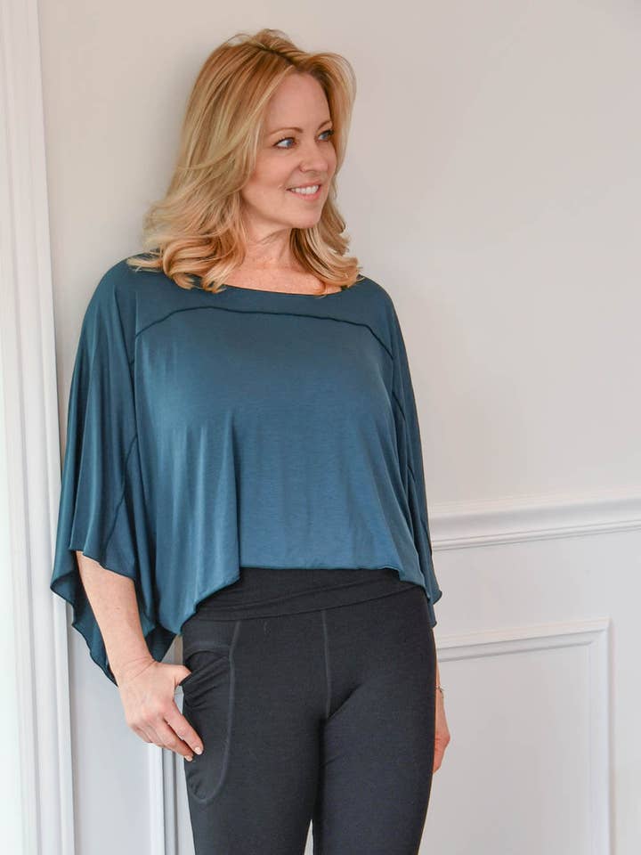 CARAUCCI - Wholesale Poncho - Women's - Poncho Top15