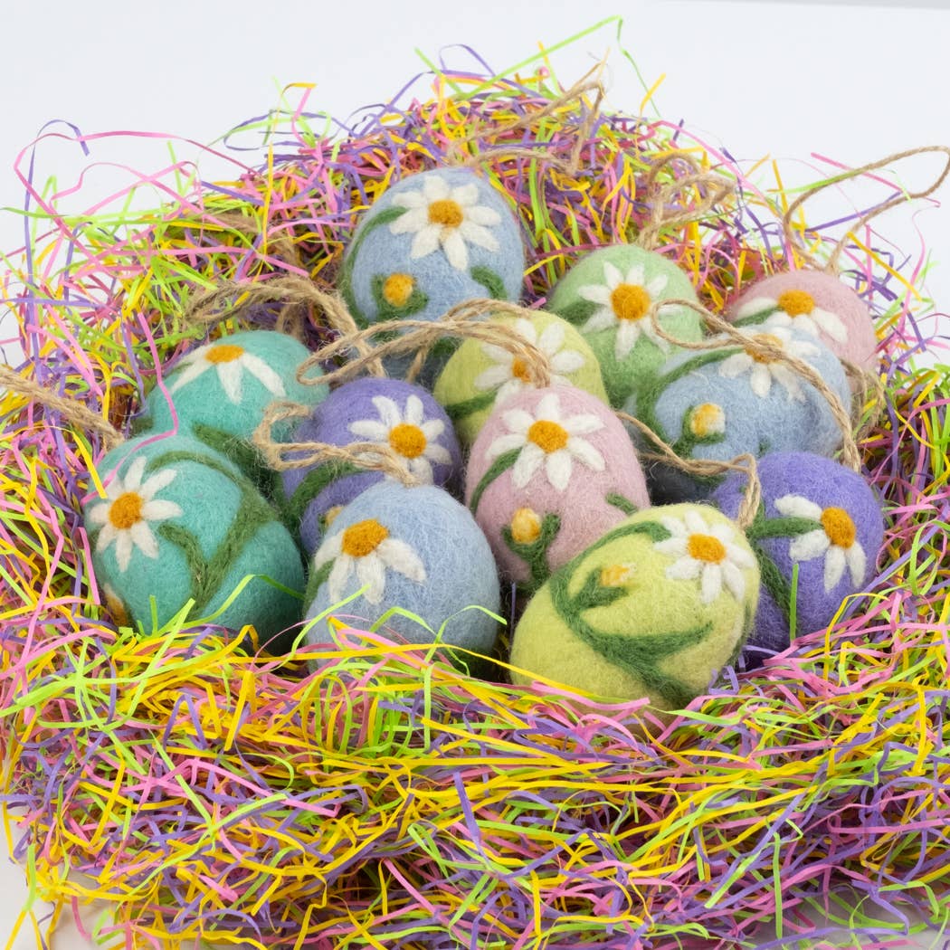 The Winding Road - Wholesale Decorative Tabletop Object - Ornament - Easter Eggs with Embroidered Flowers4