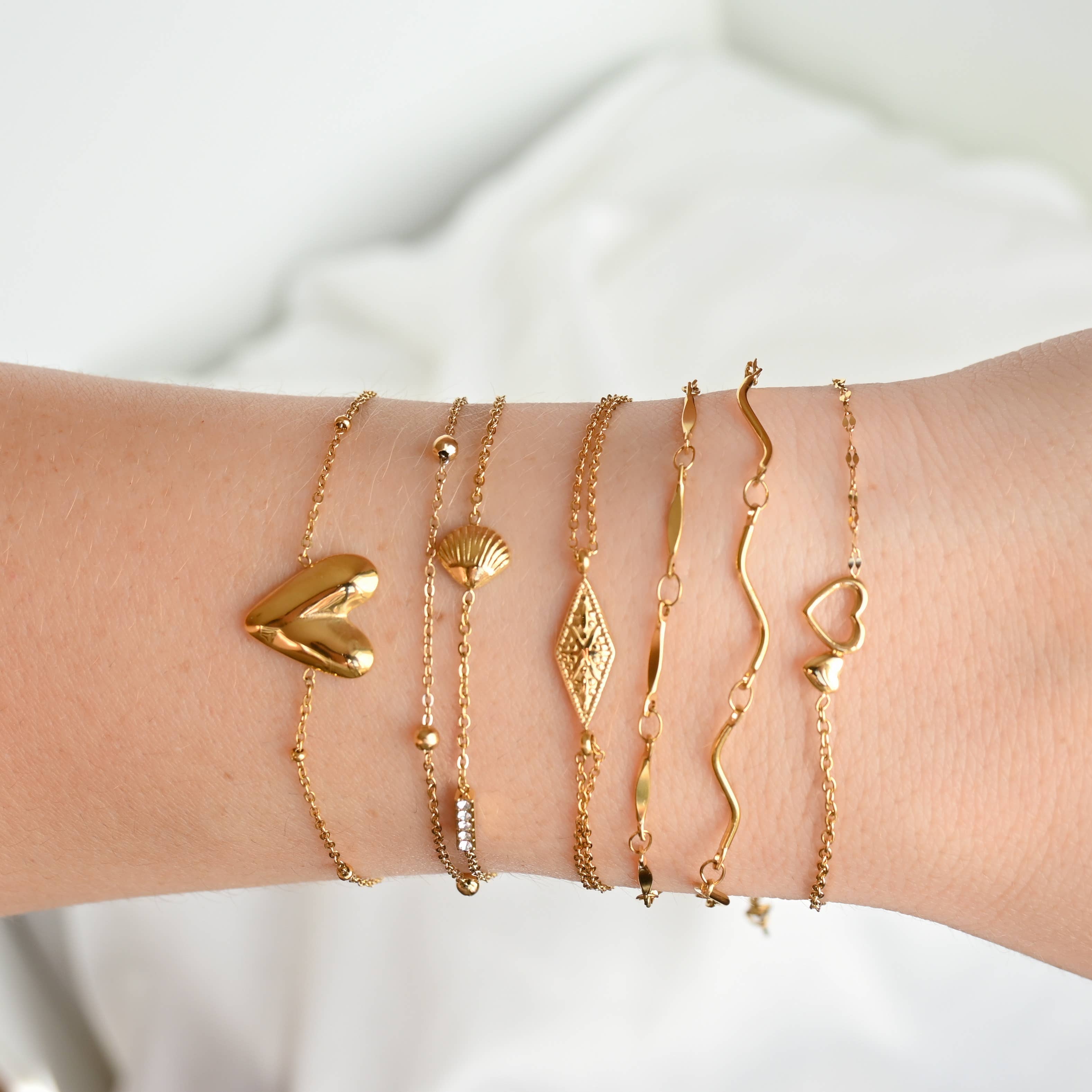 Blueyejewelry - Wholesale Charm/Dangle Bracelet - Gold Charm and Chain Bracelets - Waterproof Summer Bracelets8