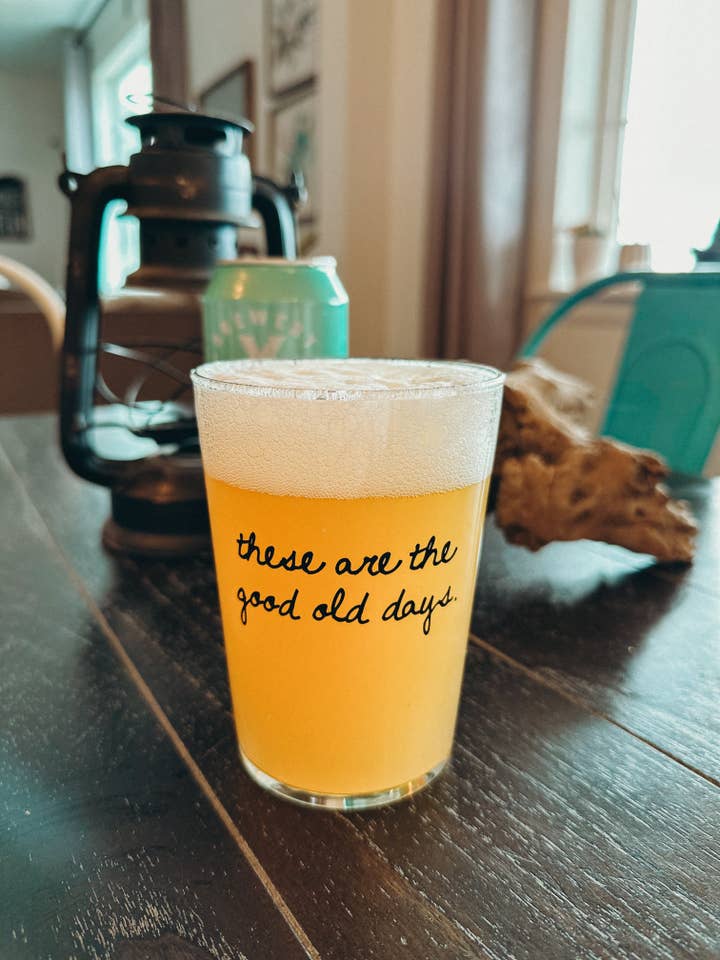 QUESTI SONO I BEI VECCHI TEMPI BICCHIERE DA PINTA per la vendita all'ingrosso da parte di Wilde Nomad