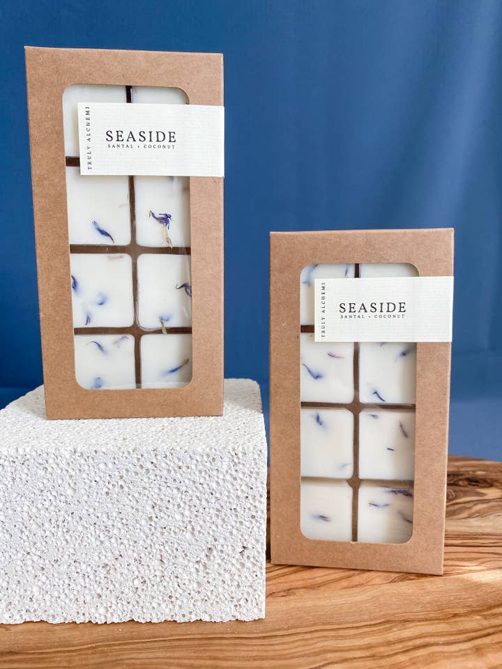 Seaside - Santal & Coconut Wax Melts {set Of 8} for wholesale by Truly Alchemi