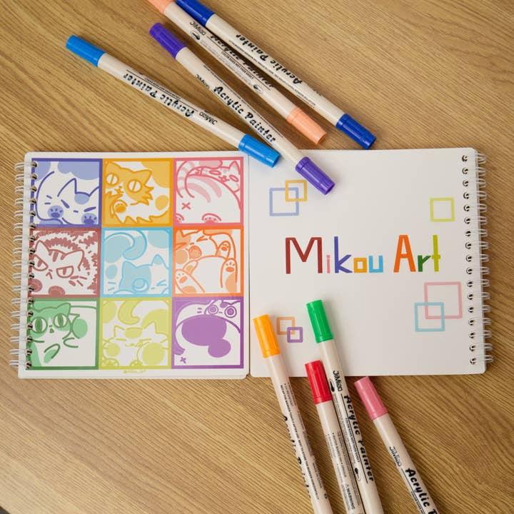 MikouArt – Engroshandel Klistermærke - Børn og baby – Sød genanvendelig klistermærkebog | Kat på pladsen | 6x6 | Dobbeltsidet | 40 sider | Mikou Original Art85