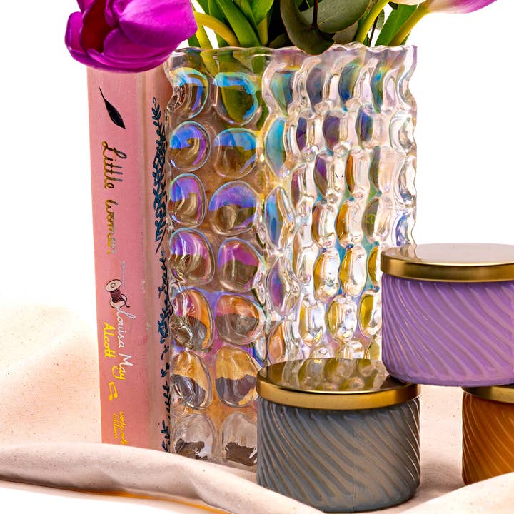 Buchvase: Perle für den Großhandel von The Glass House Wholesale Interiors Ltd.