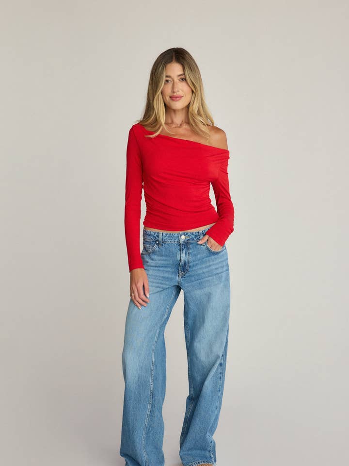 Top à manches longues Angelica - Rouge pour la vente par Sunday Ritual