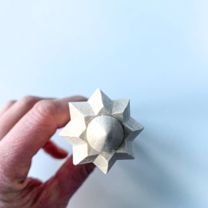 Clémentine Boutique - Wholesale Juicer - Citrus Press Juicer in Beechwood3