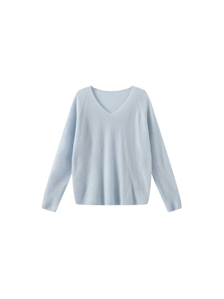 CUBIC – wholesale Knitted jumper – Women′s – ONE BY CUBIC Boxy 100% Sheep Wool Knitwear Jumper