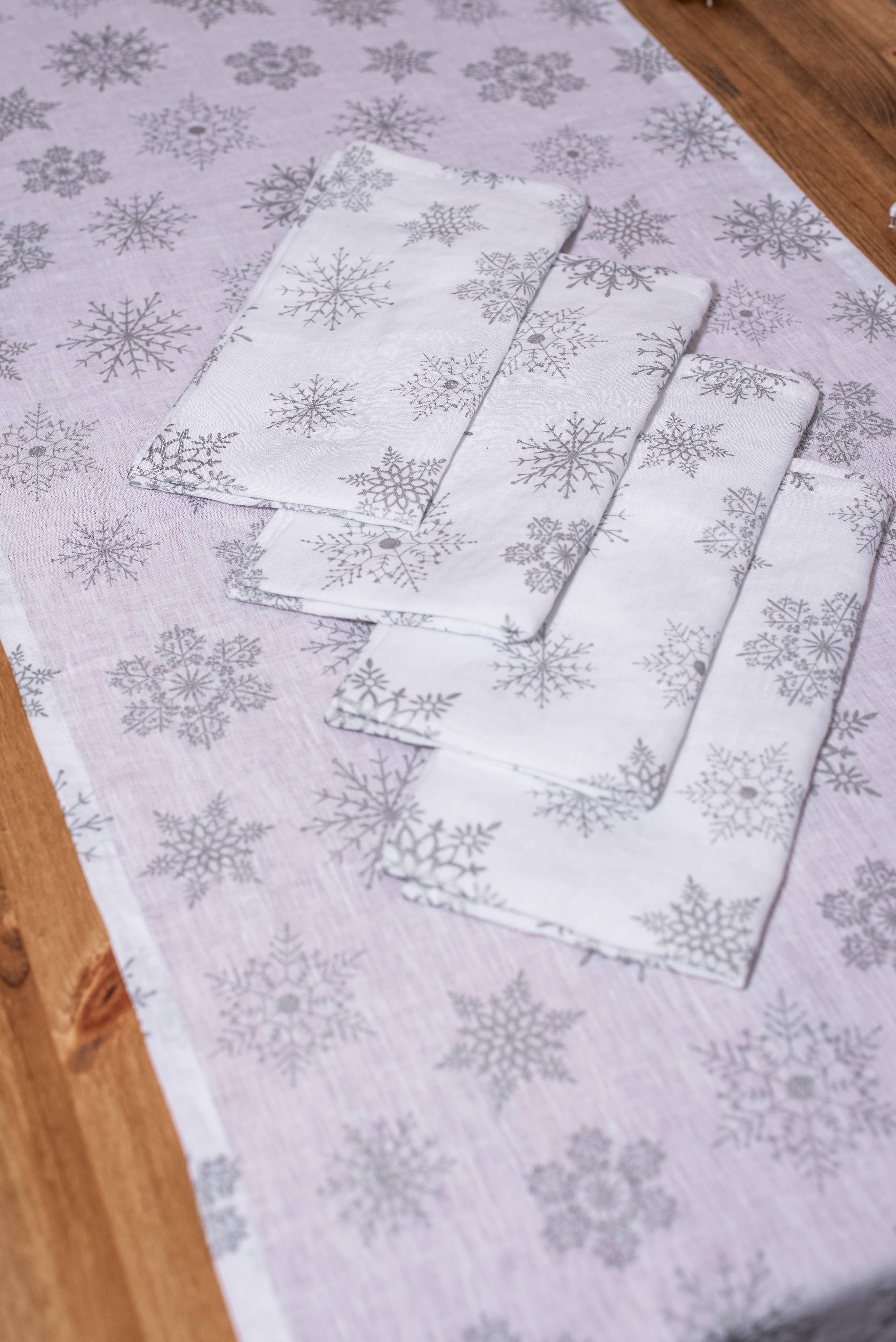 VIKOLINO - Wholesale Dinner & Cloth Napkin - Christmas Napkins, set of 4(20" x 20")0