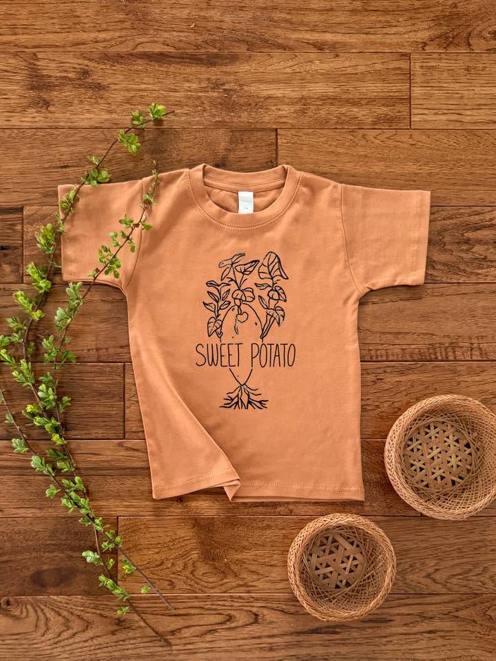 Zoete Aardappel, Peuter T-shirt, 100% Biologisch Katoen voor wholesale door Birds Kept North