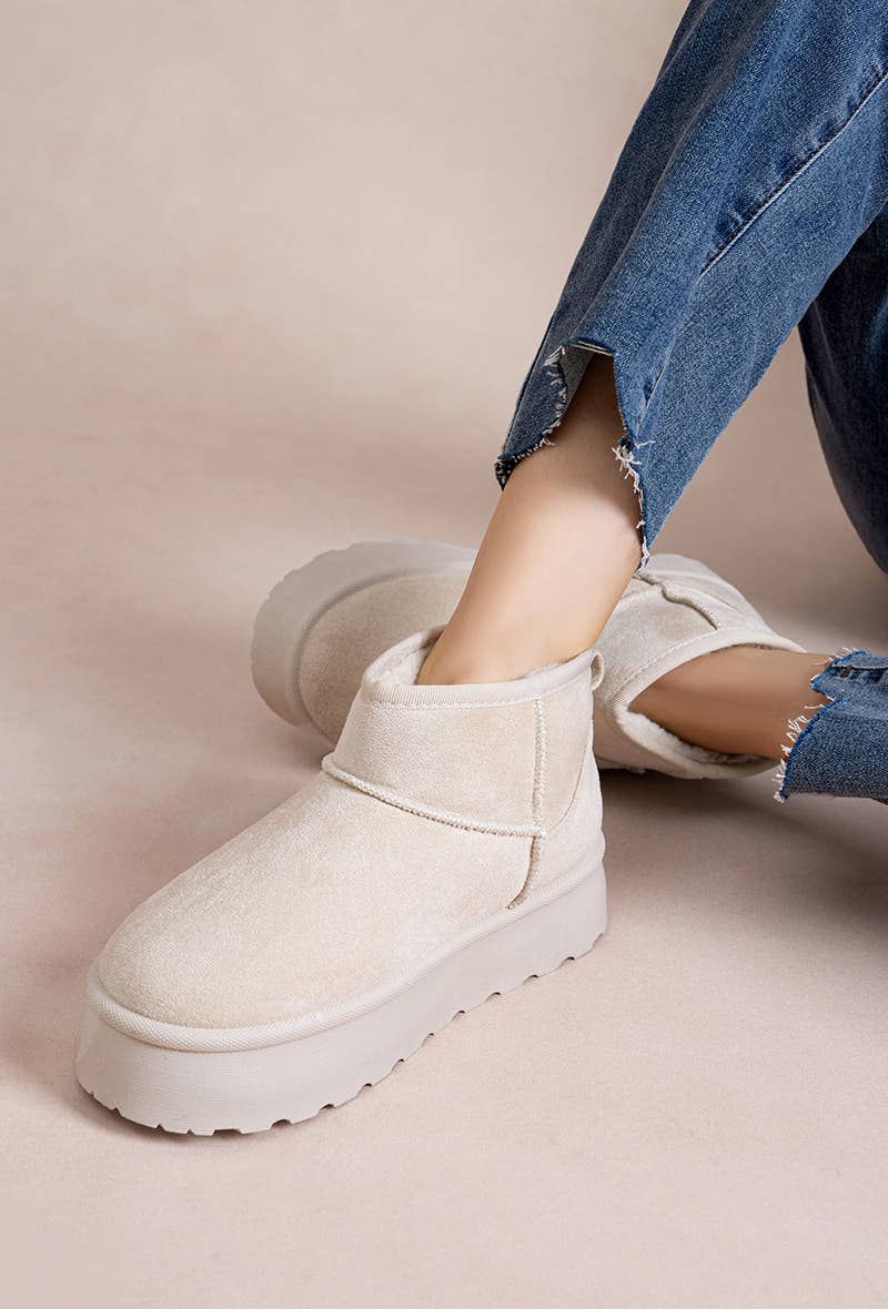 LADY GLORY – Großhandel Winterstiefel – Damen – Gefütterte Damenstiefeletten – Komfort & Wärme3