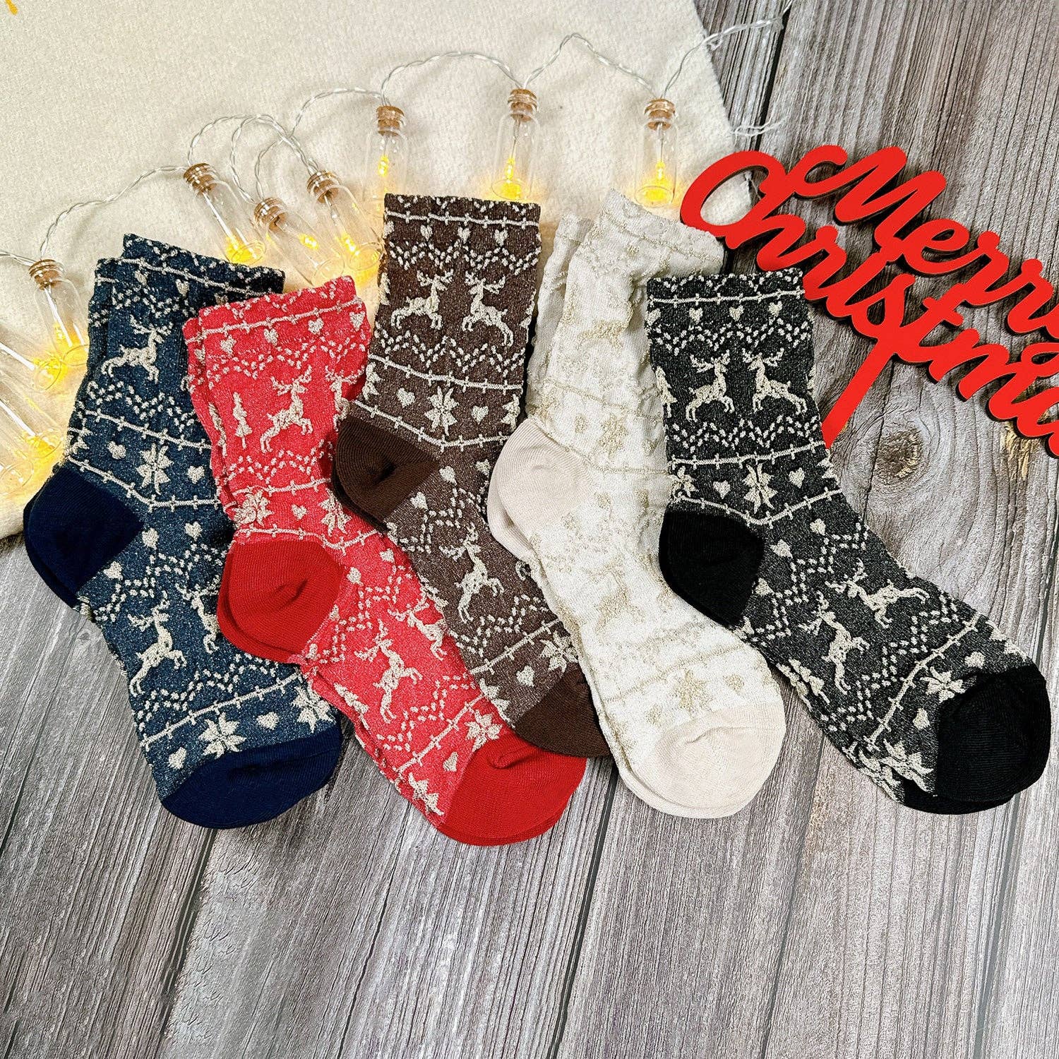 7DAYSSOCKS – wholesale Socks – Women's – Women's Crew Winter Nordic Textured Snowy Deer Socks5