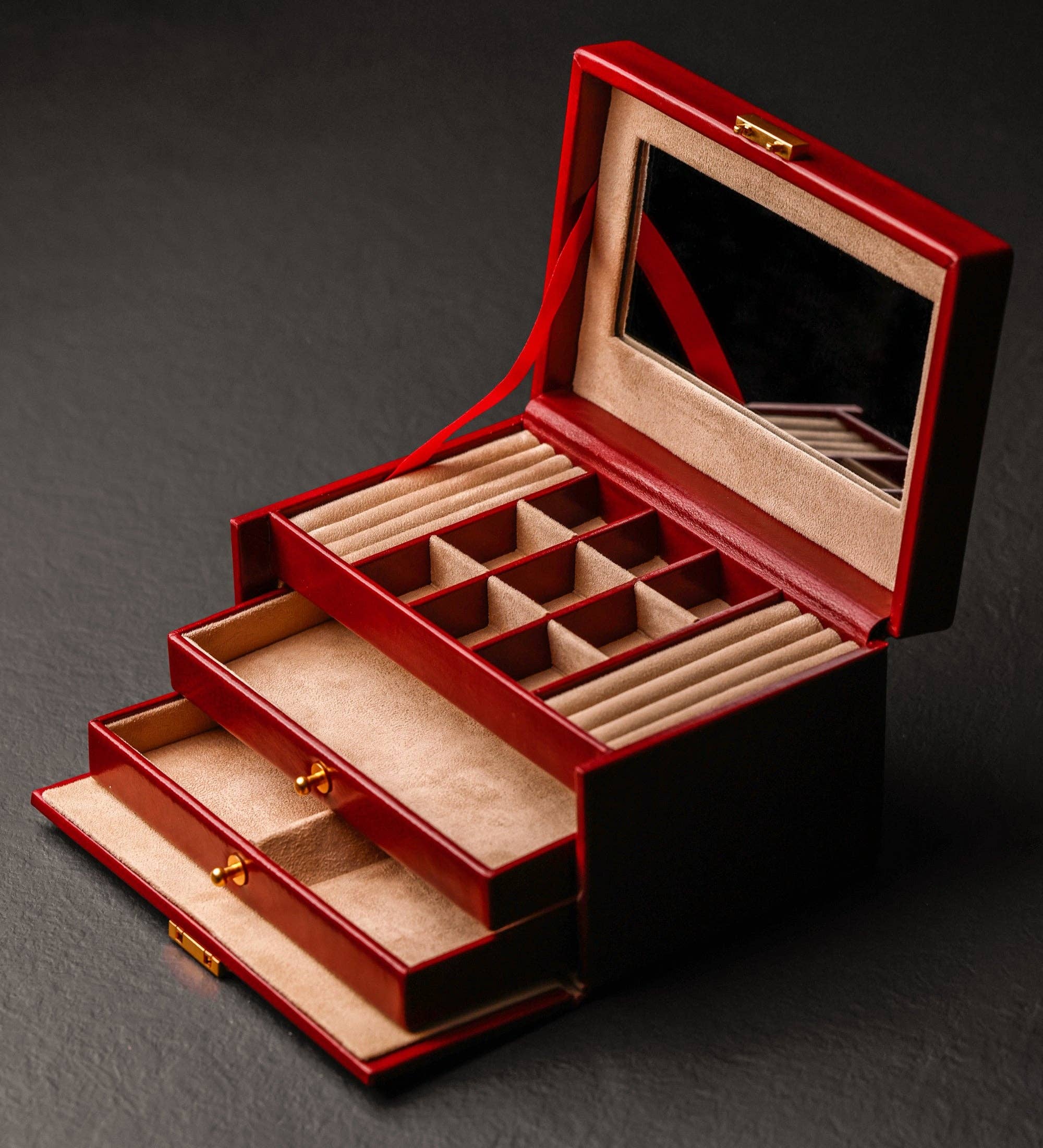 Time Resistance - Wholesale Jewellery box/organiser - Leather Jewelry Box for Women - Beloved16