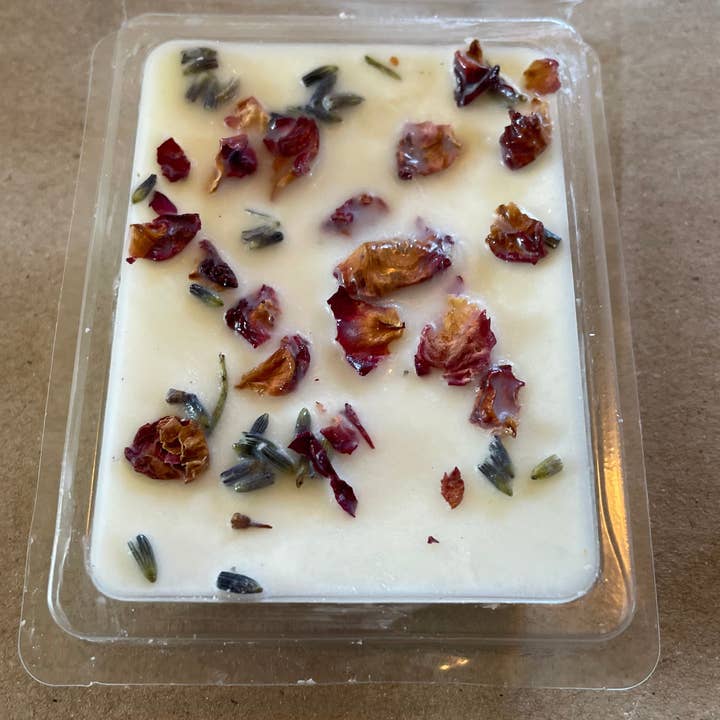 Voks smelter for engroshandel hos AGNI NY