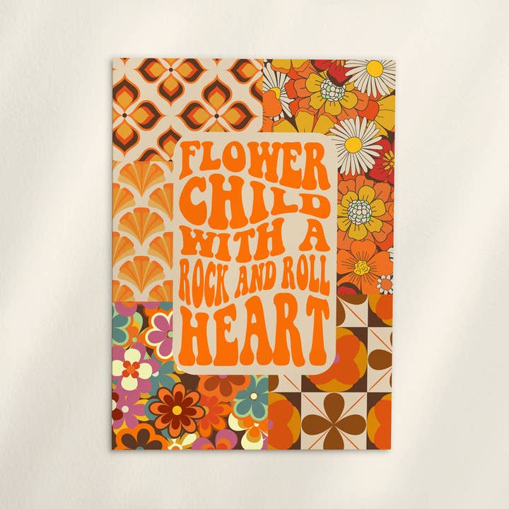 GiGi Thomas Designs - Venta al por mayor Ilustración - Niño de flores con estampado de corazón de rock and roll0