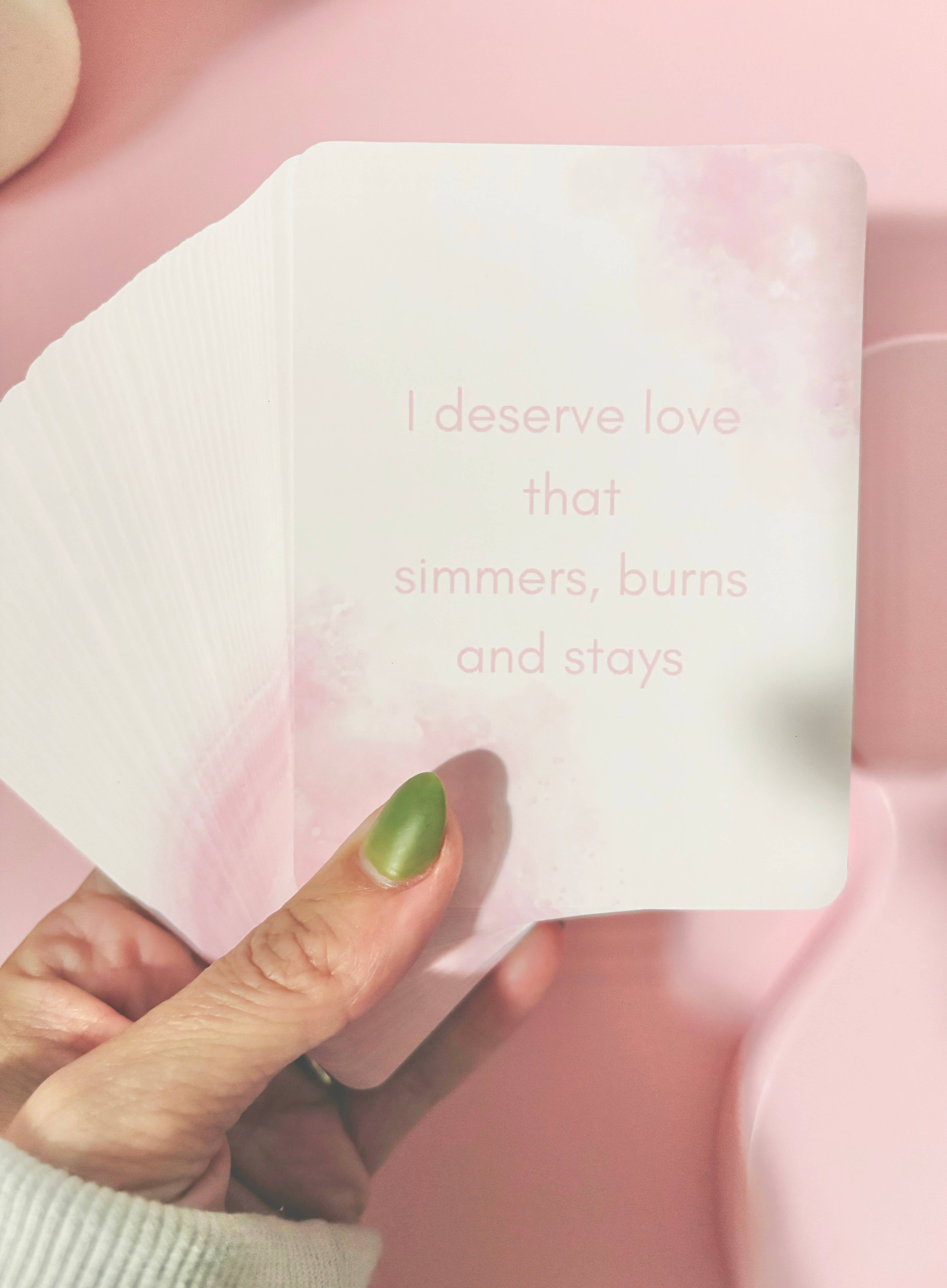 The Blush Hut – wholesale Bokmärke – Bokälskare Affirmationskort - 50 bokliga kort3