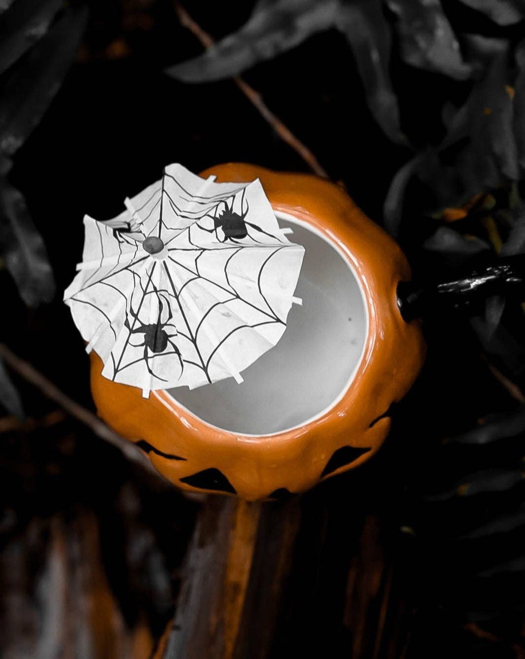 Lively Ghosts - Wholesale Cocktail Pick - Haunted Spirits 'Spiders' | Spooky Cocktail Umbrellas [15 Pack]1