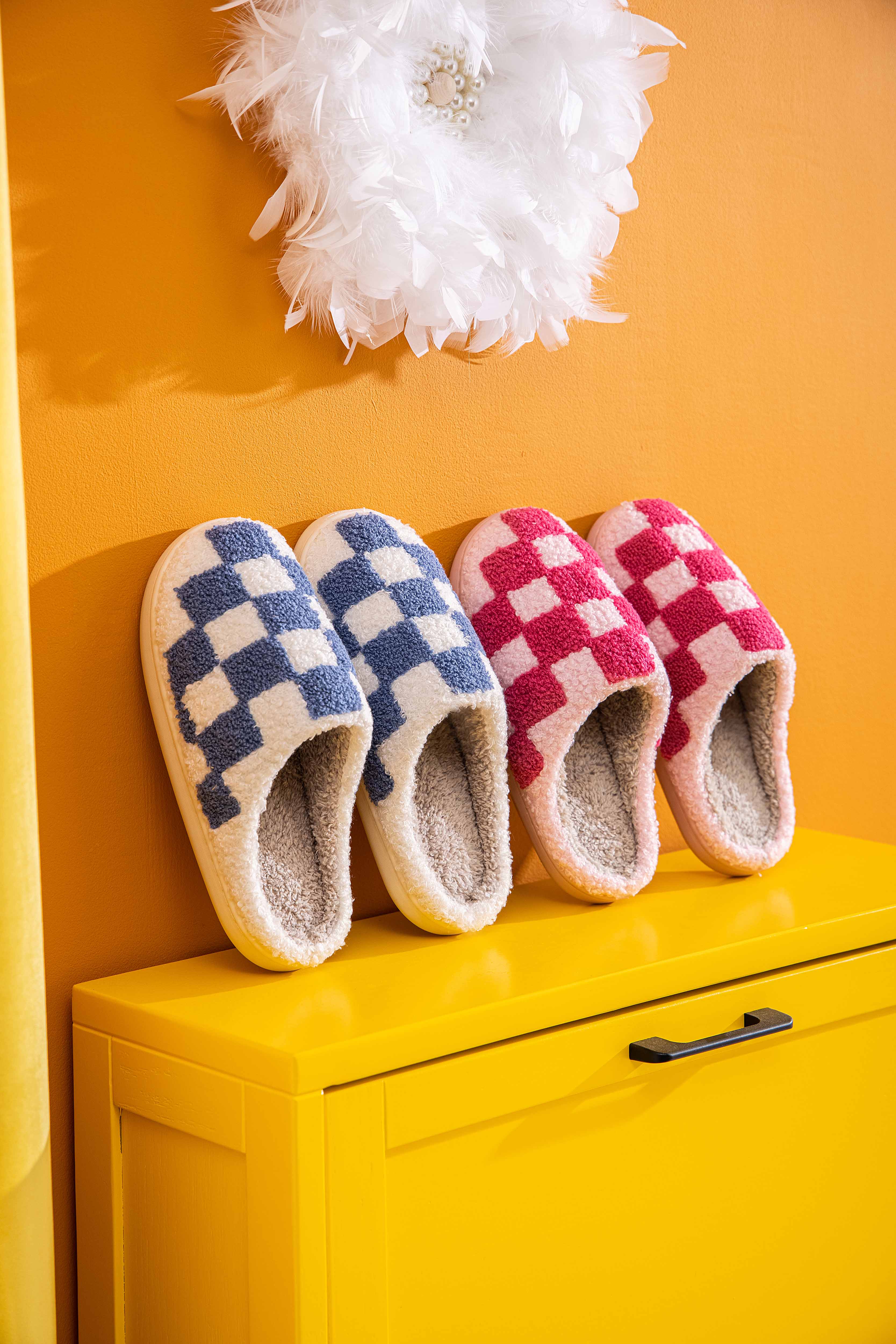 Shop Lev - Wholesale Slippers - Women's - Checker  Illustrated Soft Fluffy Comfy Warm House Slipper17
