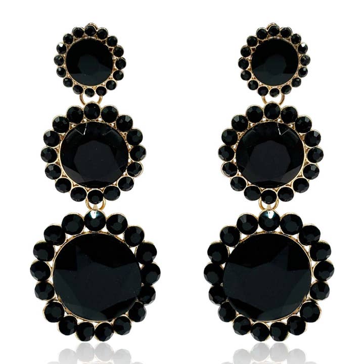 Orecchini pendenti tripli con cristalli rotondi circondati da pietre rotonde jet. per la vendita all'ingrosso da parte di Michael Nash Jewelry