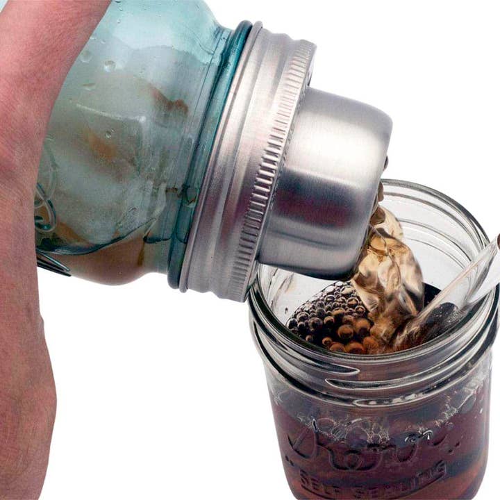 Mason Jar Lifestyle - Wholesale Cocktail Shaker - Mason Shaker Cocktail Shaker Lid with Stainless Steel Band1