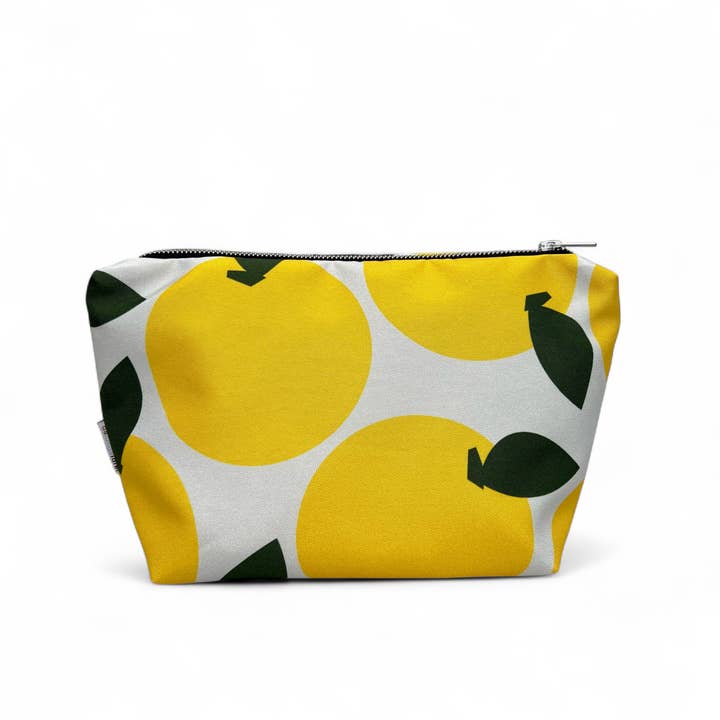 Toiletry bag · Lemons for wholesale by De Lange Tafel