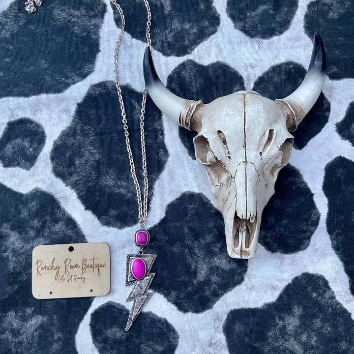 Ranchy Roan Boutique - Vendita all'ingrosso Collana con ciondolo/pendaglio - Collana lunga con pendente a fulmine rosa