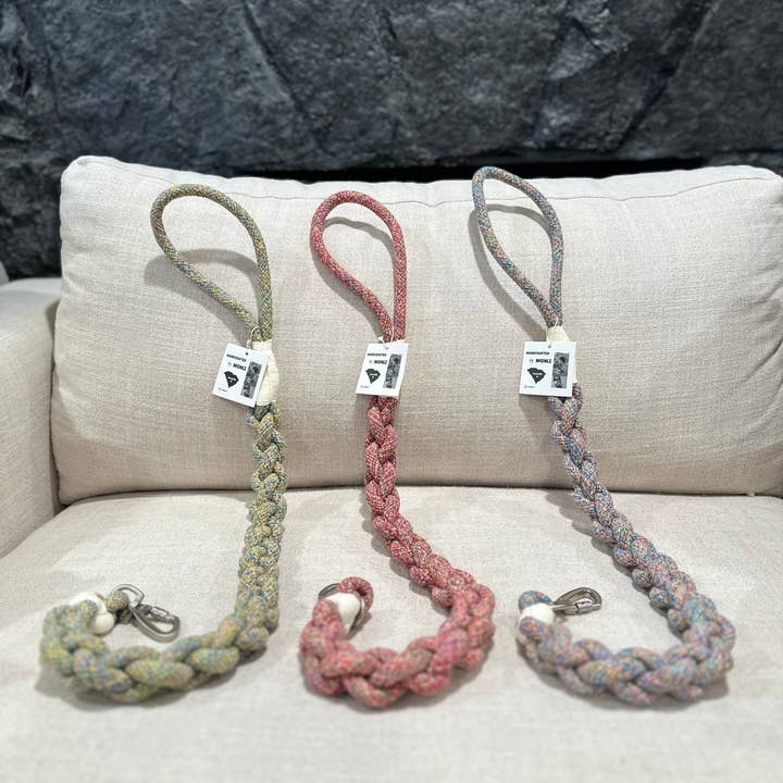 La Correa de Nudos Cotidianos | Hecha a Mano | Sostenible para venta al por mayor de Monli Handcrafted Pet Toys