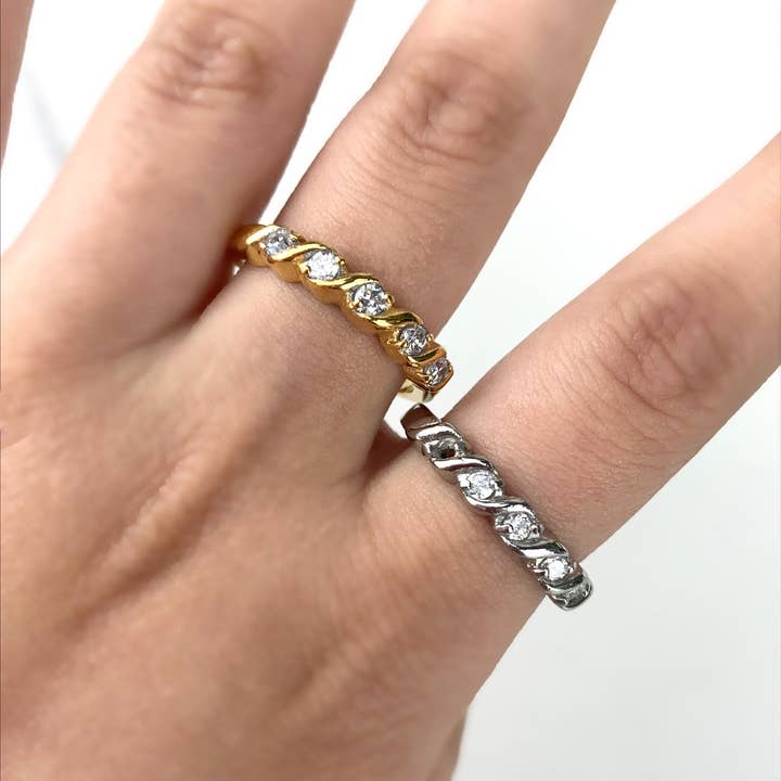 Luxus Accessories - Wholesale Multi-Stone Ring - 18k Gold Plated or Silver Plated Cubic Zirconia Weeding Band Ring