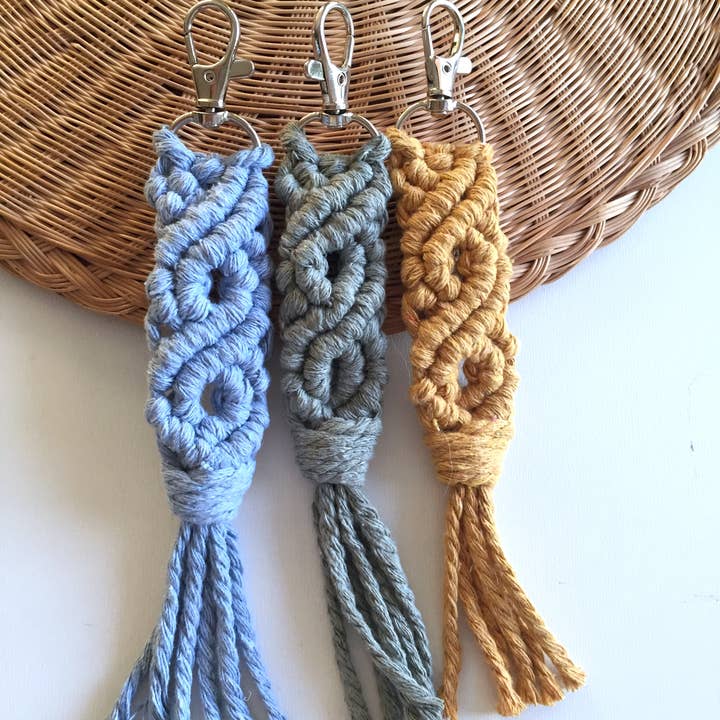 Ruby Moon Decor – Großhandel Schlüsselanhänger – Damen – Moderner Makramee-Schlüsselbund in 11 Farben erhältlich5