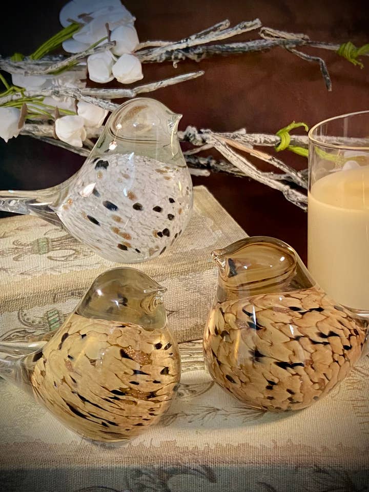 CHICKADEE GLASS BIRD 5"Lx3"H for wholesale by The Light Garden Collection