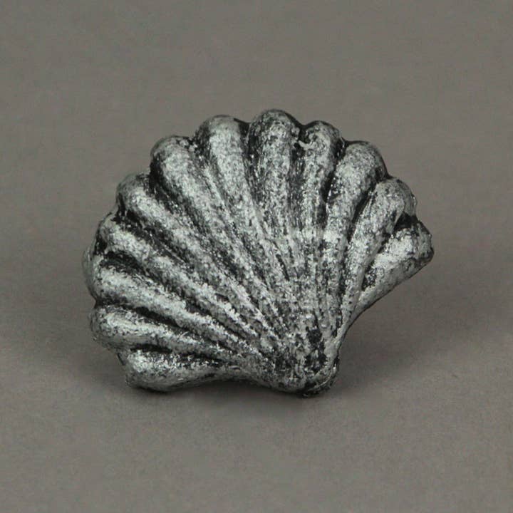 Zeckos - Wholesale Knob/Pull - Set of 6 Silver Cast Iron Scallop Sea Shell Drawer Pulls1
