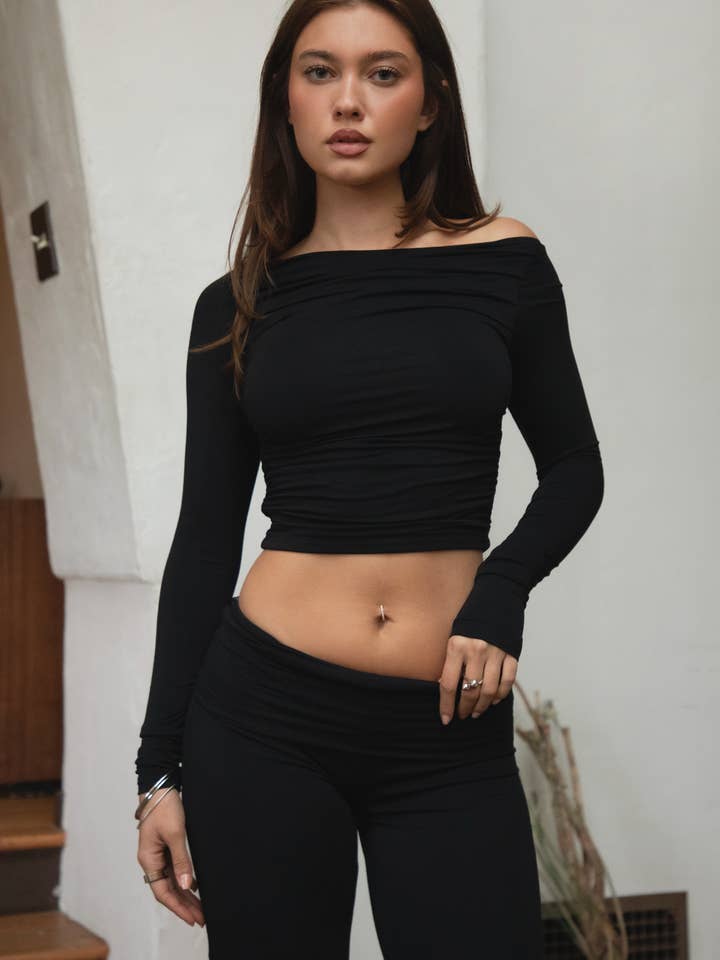 JOLINA Bådudskæring Basis Casual Lounge Langærmet Top for engroshandel hos TICTOC