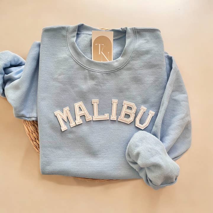 Malibu Crewneck Sweatshirt, Malibu Beach Tops för wholesale av Threads And Needles, INC.