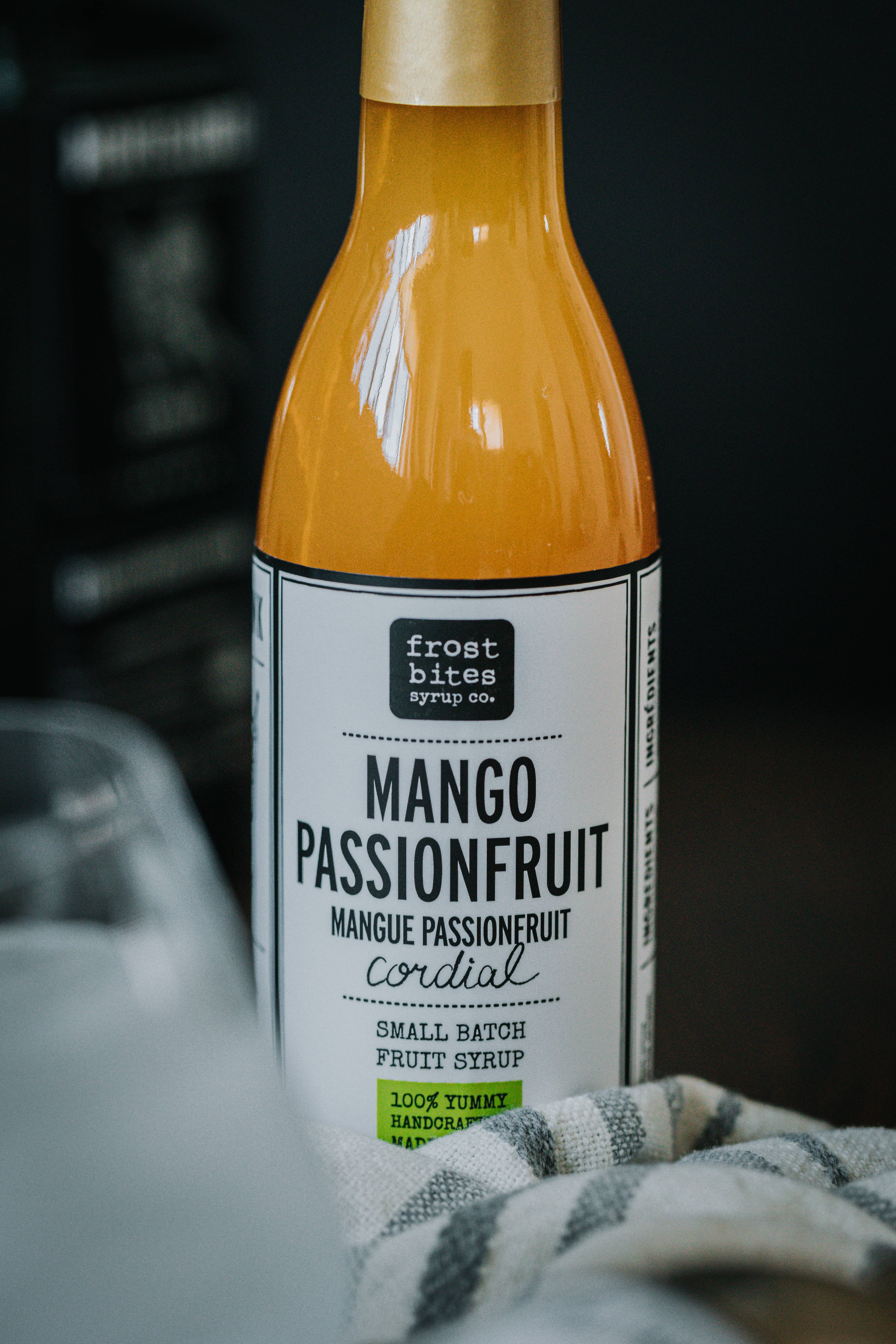 Frostbites Syrup Co - Vente Mélange/sirop pour cocktails - Fruit de la passion de mangue2